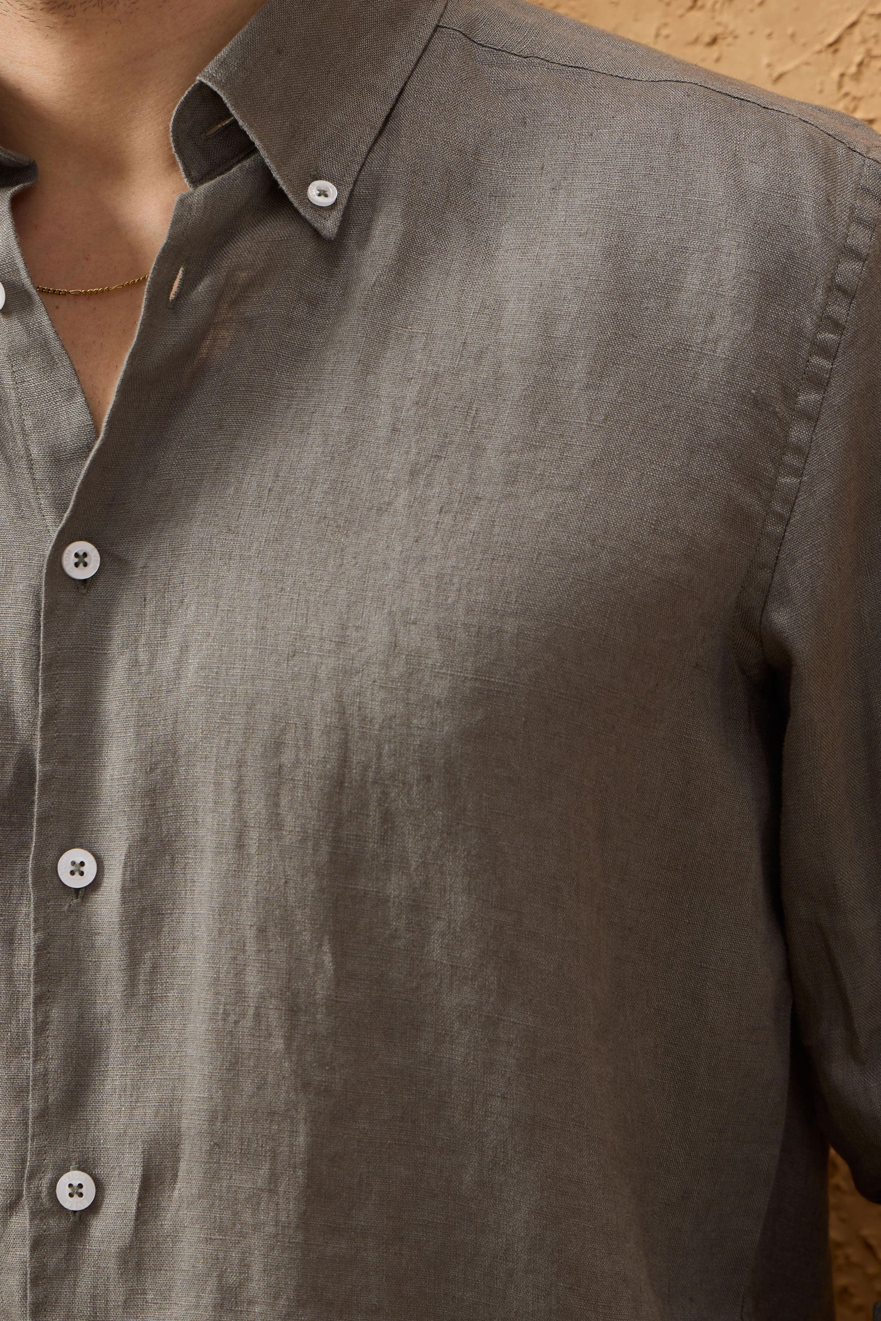 Men’s Khaki Pure Linen Shirt Long Sleeve Button-Down Summer Shirt