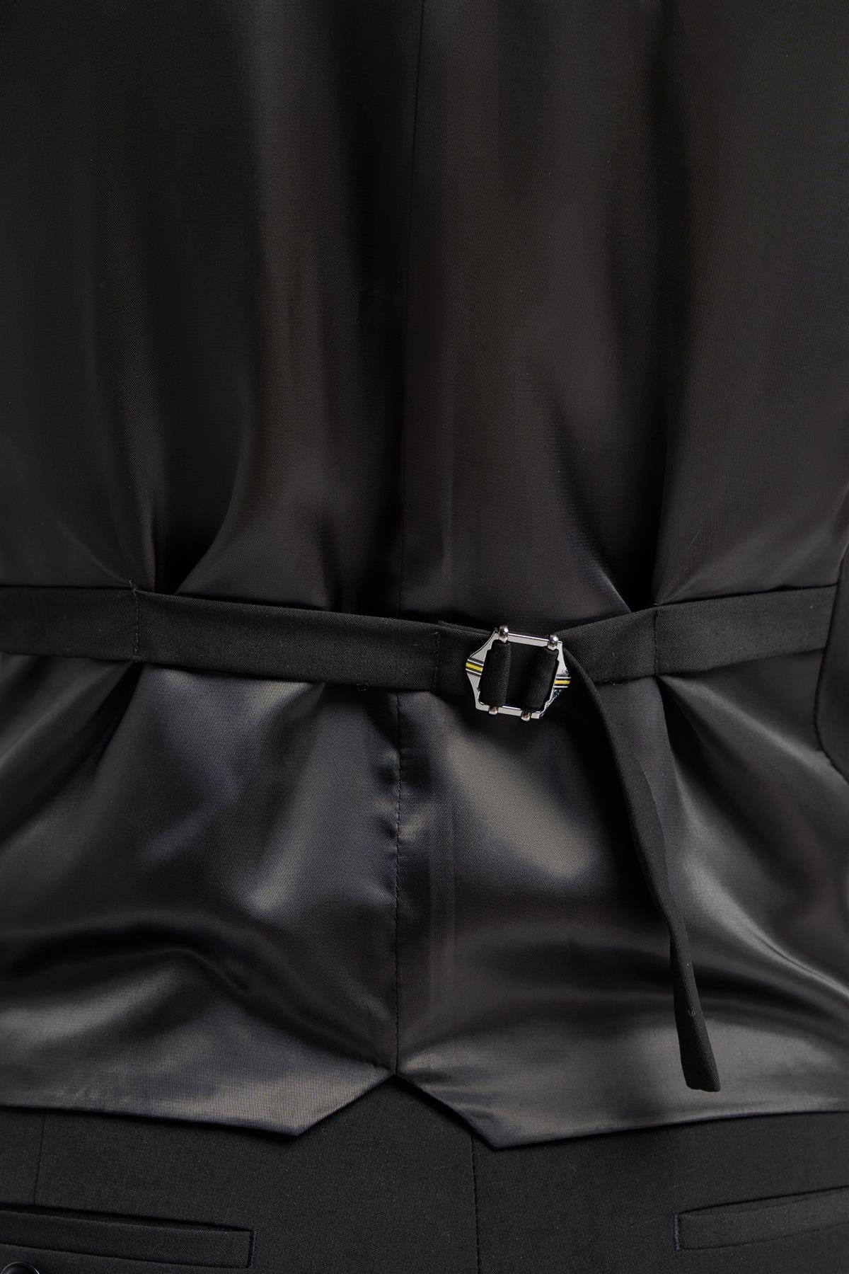 Malibu - Men's Black Tailored Fit Waistcoat