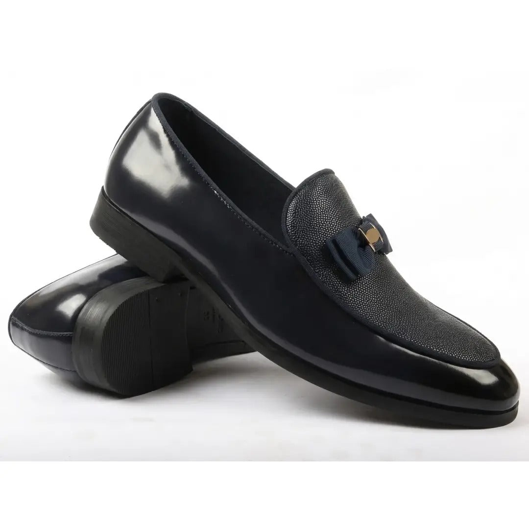 Men's Textured Front Iconic Buckle Bow Loafers